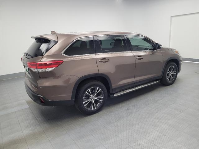 used 2019 Toyota Highlander car, priced at $21,995