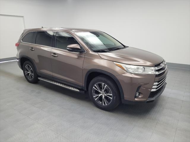 used 2019 Toyota Highlander car, priced at $21,995