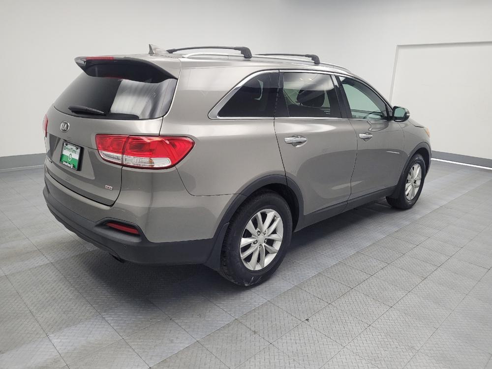 used 2016 Kia Sorento car, priced at $12,395