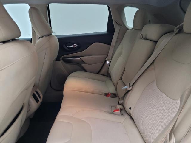 used 2019 Jeep Cherokee car, priced at $16,195
