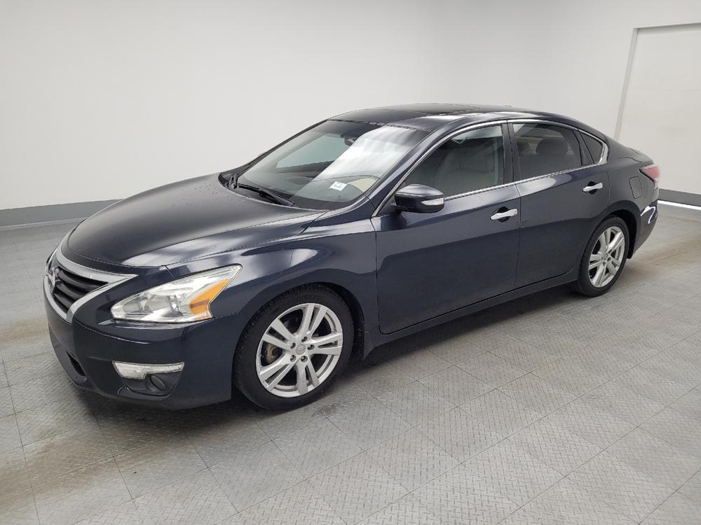 used 2015 Nissan Altima car, priced at $12,795