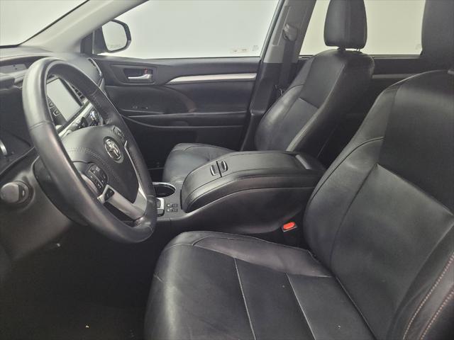 used 2018 Toyota Highlander car, priced at $26,095