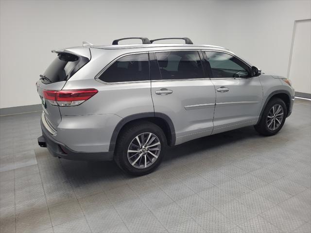 used 2018 Toyota Highlander car, priced at $26,095