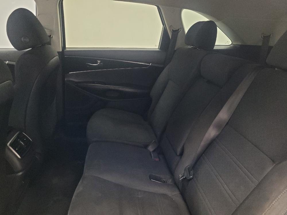 used 2020 Kia Sorento car, priced at $16,395