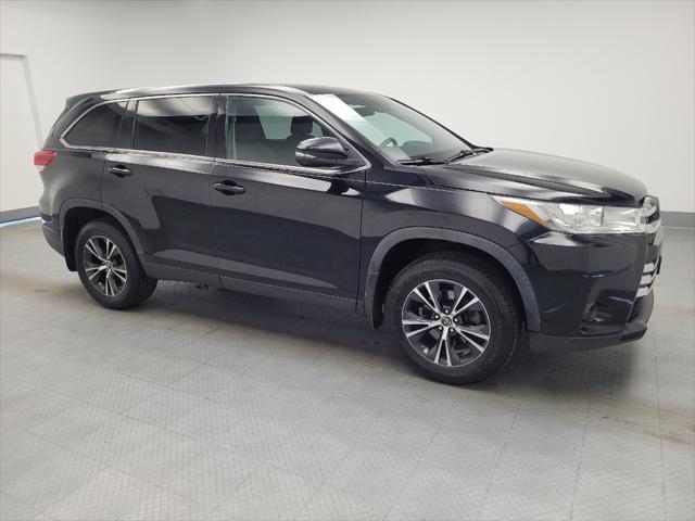 used 2019 Toyota Highlander car, priced at $22,795