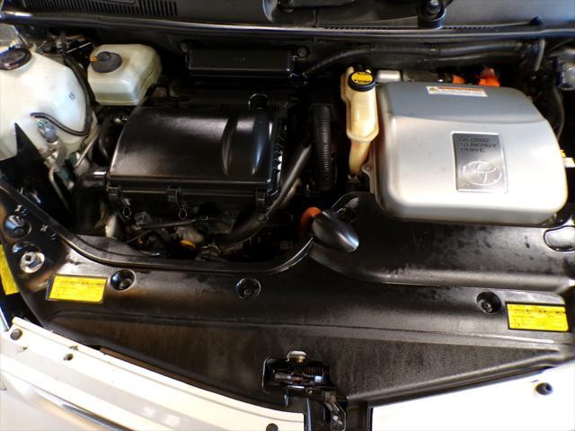 used 2006 Toyota Prius car, priced at $3,695