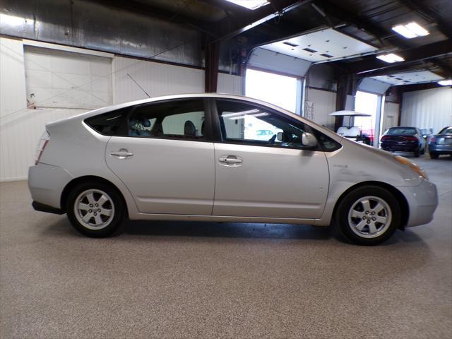 used 2006 Toyota Prius car, priced at $3,695