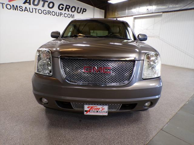 used 2011 GMC Yukon XL car, priced at $5,995