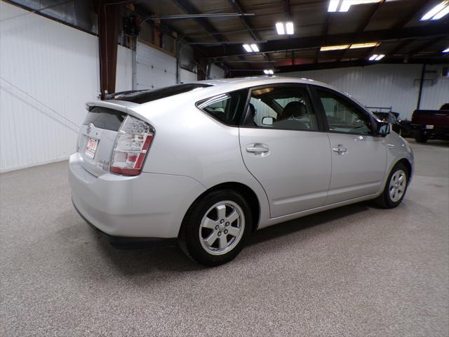 used 2007 Toyota Prius car, priced at $4,995
