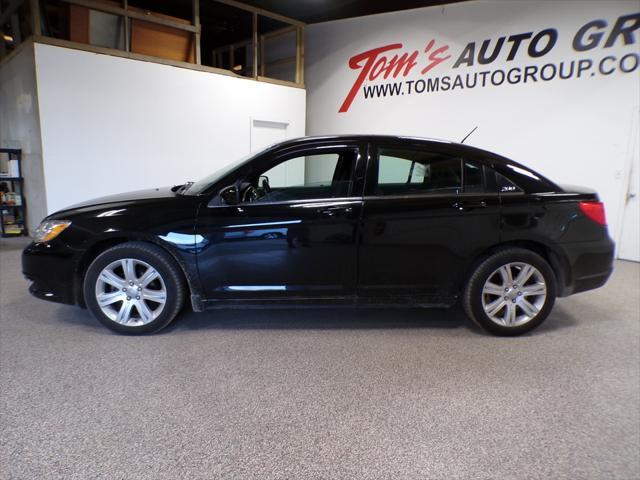used 2013 Chrysler 200 car, priced at $5,995