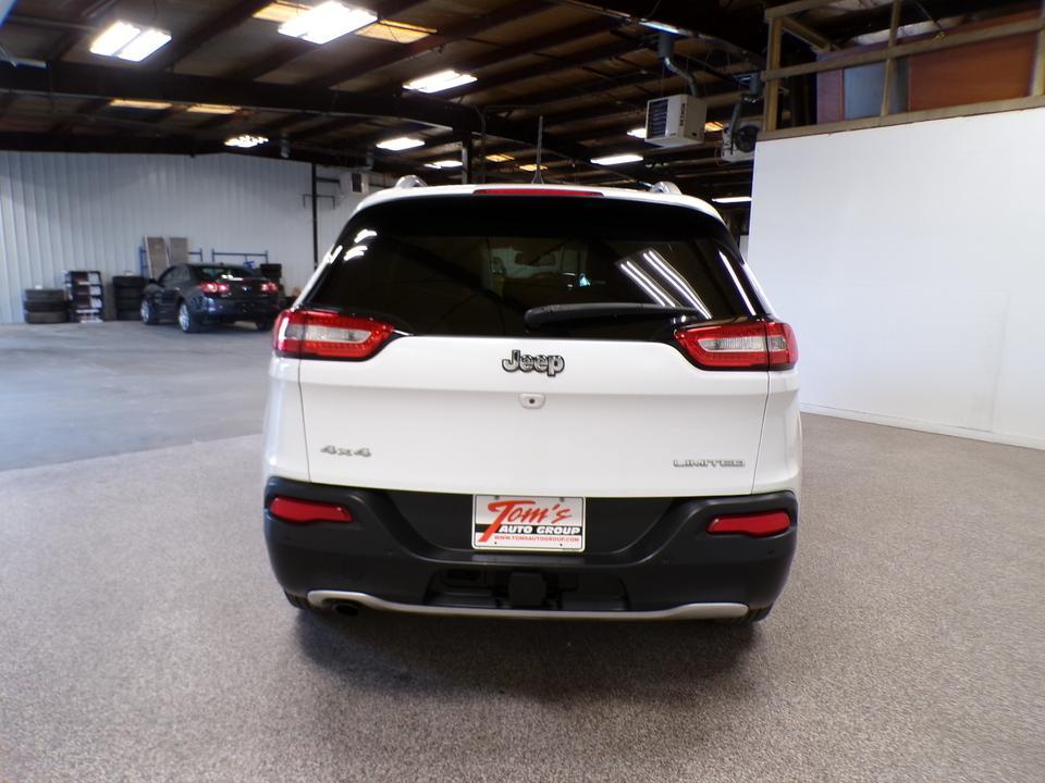 used 2018 Jeep Cherokee car, priced at $15,995