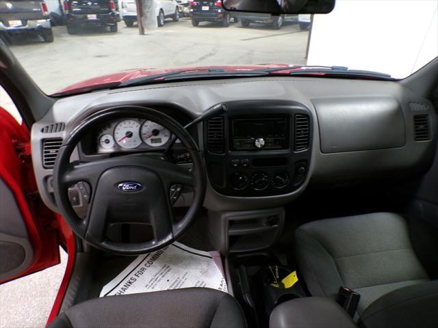 used 2001 Ford Escape car, priced at $4,495