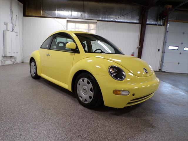 used 1998 Volkswagen New Beetle car, priced at $6,995