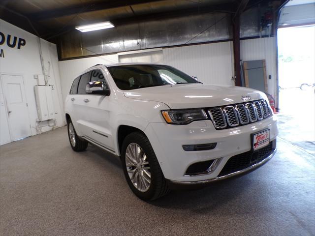 used 2017 Jeep Grand Cherokee car, priced at $20,995