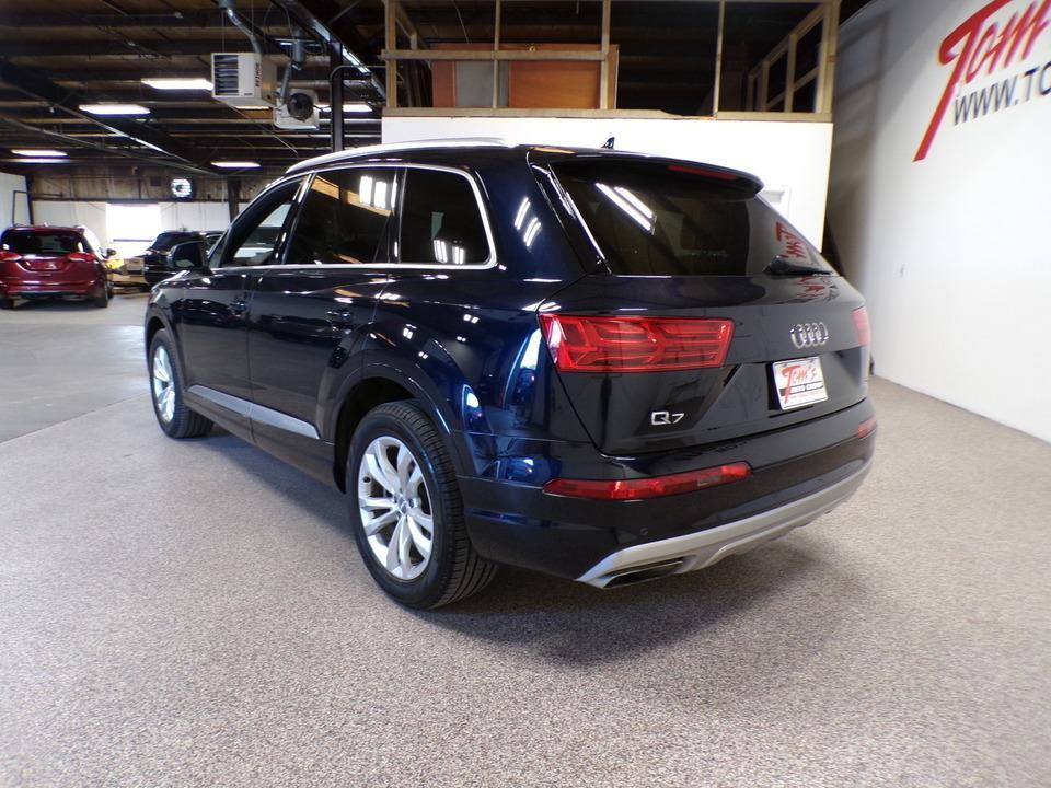 used 2017 Audi Q7 car, priced at $16,995