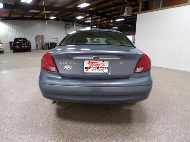 used 2000 Ford Taurus car, priced at $2,195