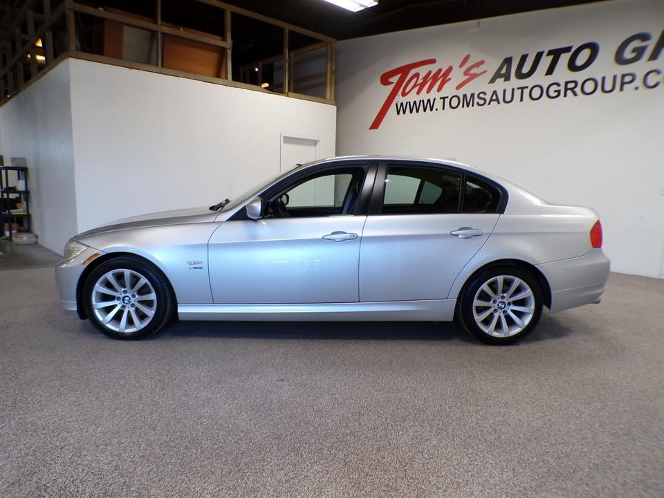 used 2011 BMW 328 car, priced at $9,995
