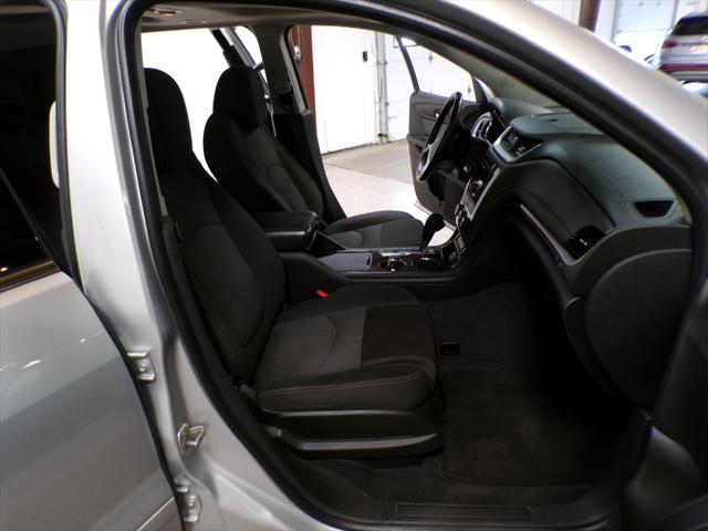 used 2017 Chevrolet Traverse car, priced at $10,995