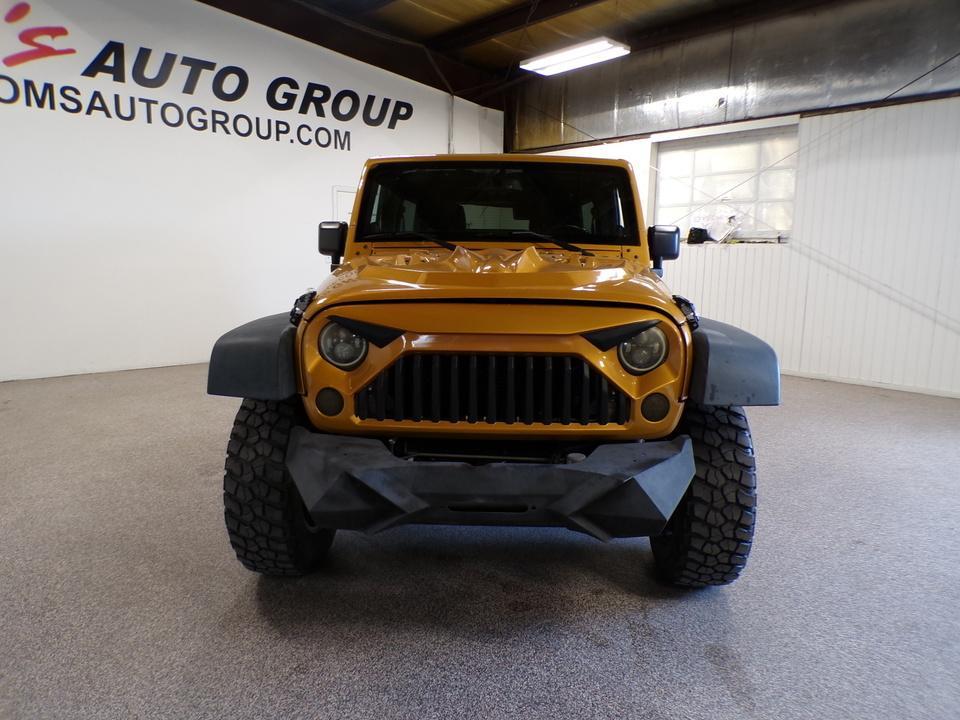 used 2014 Jeep Wrangler Unlimited car, priced at $16,995