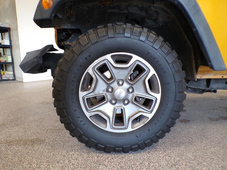 used 2014 Jeep Wrangler Unlimited car, priced at $16,995