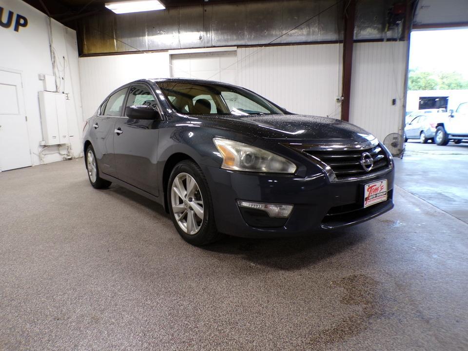 used 2013 Nissan Altima car, priced at $6,495