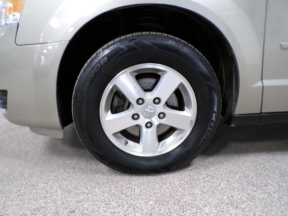 used 2009 Dodge Grand Caravan car, priced at $6,995