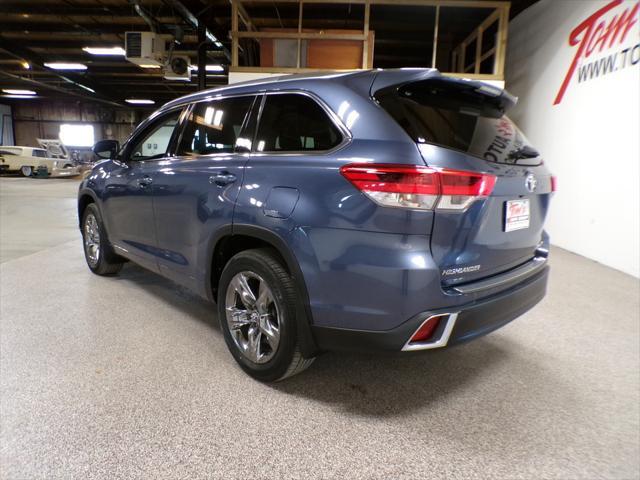 used 2017 Toyota Highlander car, priced at $22,995