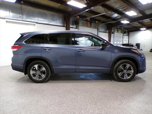 used 2017 Toyota Highlander car, priced at $22,995