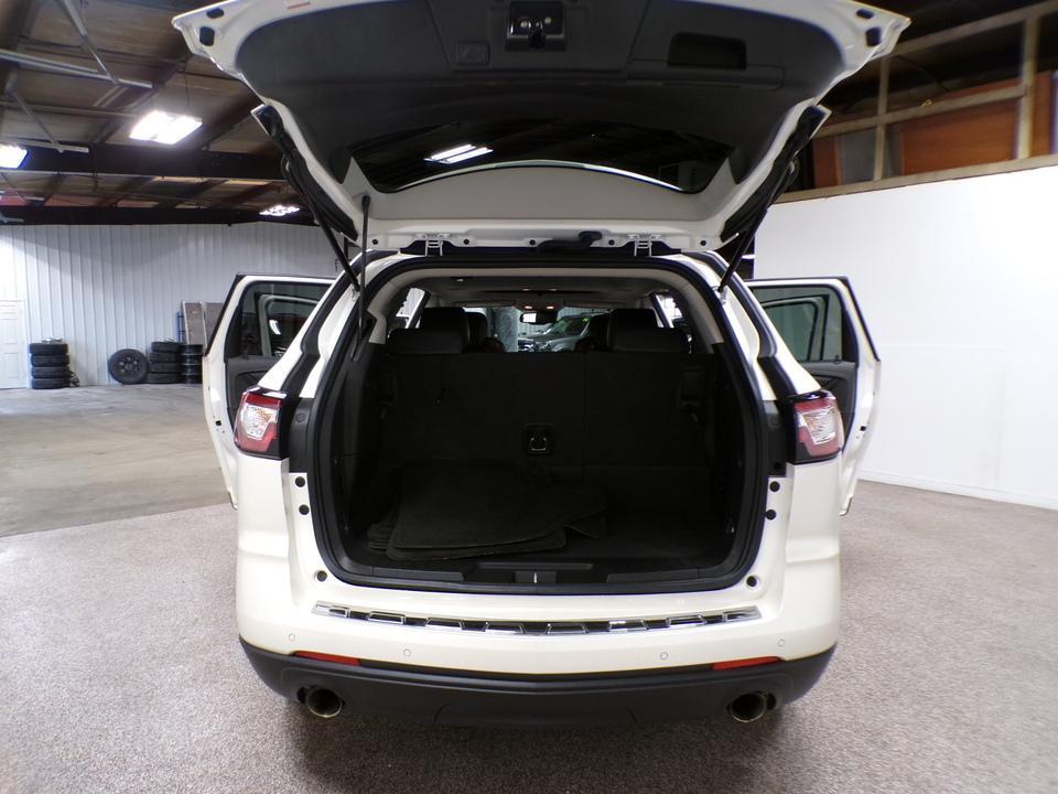 used 2014 Chevrolet Traverse car, priced at $7,995