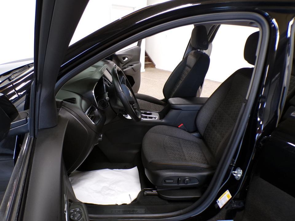 used 2023 Chevrolet Equinox car, priced at $16,495