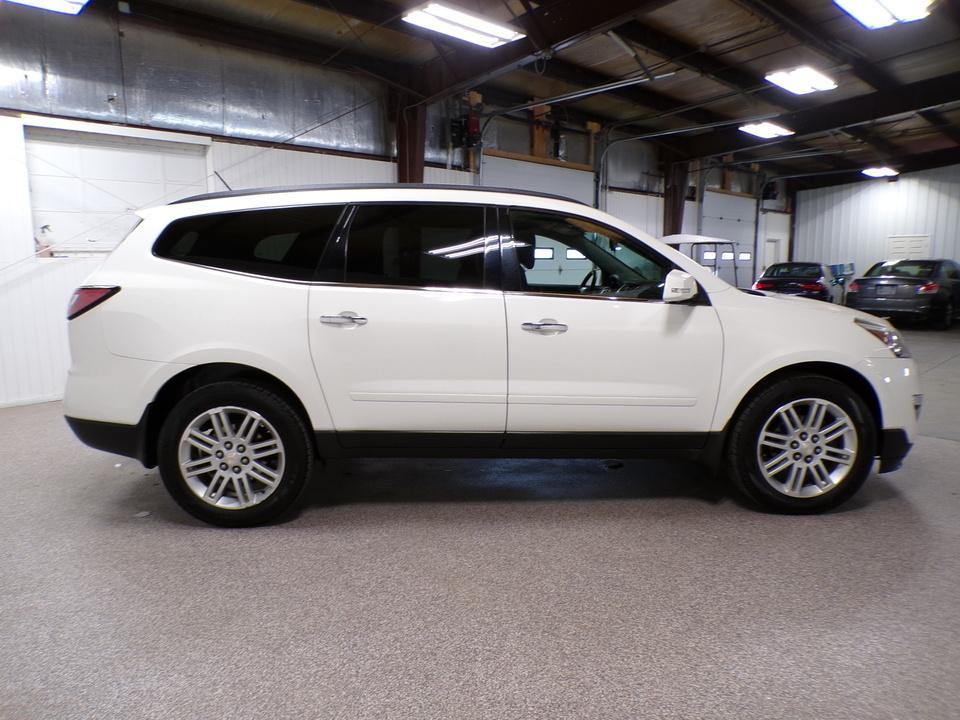 used 2015 Chevrolet Traverse car, priced at $8,995