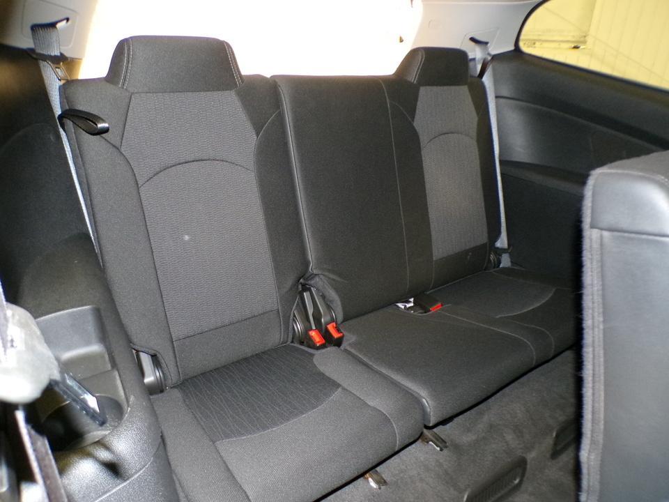 used 2015 Chevrolet Traverse car, priced at $8,995