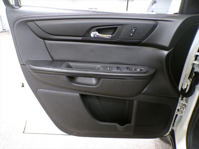 used 2014 Chevrolet Traverse car, priced at $8,995