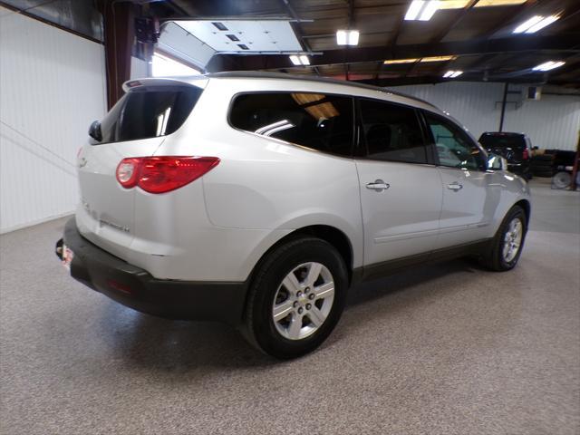 used 2009 Chevrolet Traverse car, priced at $3,495