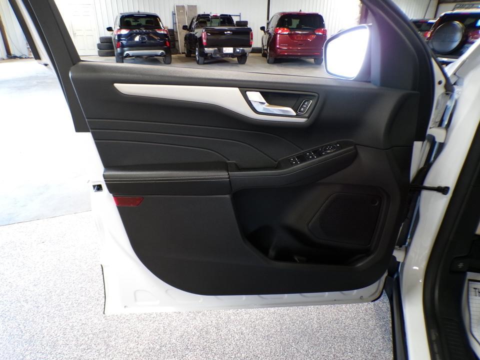 used 2022 Ford Escape car, priced at $17,995