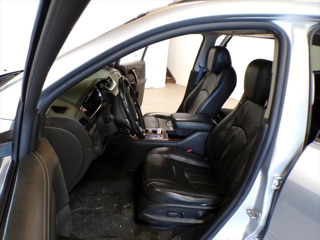 used 2014 Chevrolet Traverse car, priced at $5,995