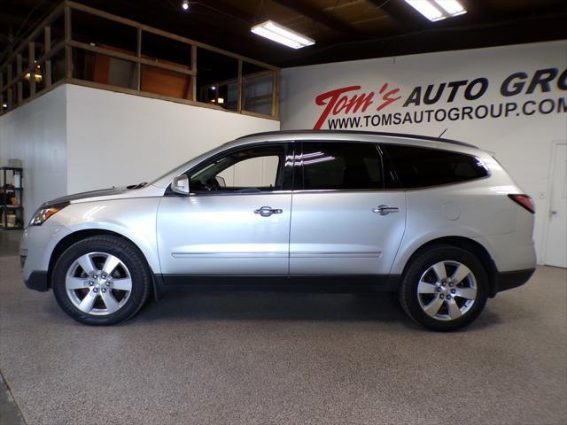 used 2014 Chevrolet Traverse car, priced at $5,995