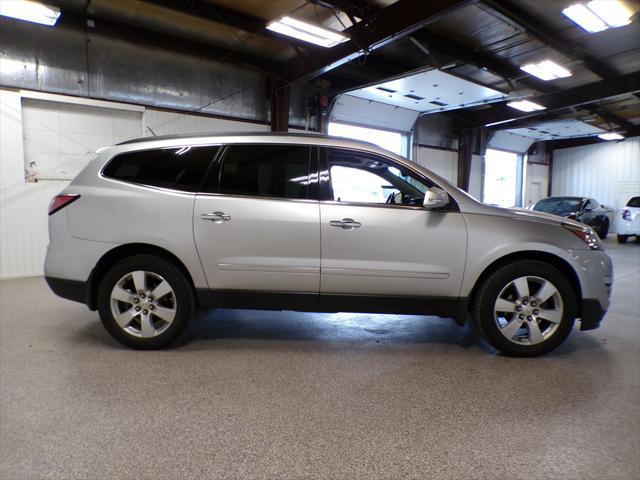 used 2014 Chevrolet Traverse car, priced at $5,995