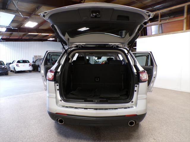 used 2014 Chevrolet Traverse car, priced at $5,995