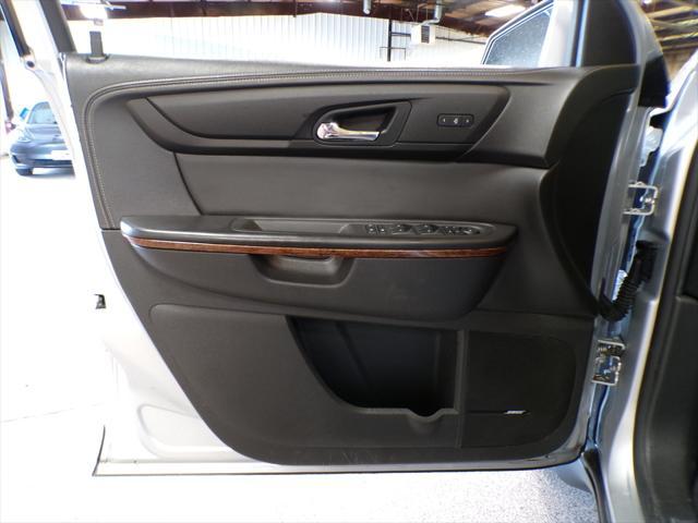 used 2014 Chevrolet Traverse car, priced at $5,995