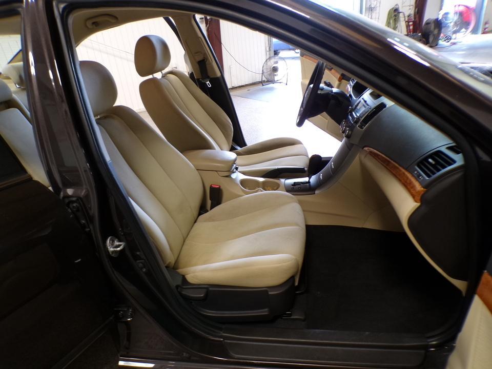 used 2009 Hyundai Sonata car, priced at $6,495