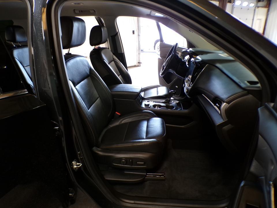 used 2020 Chevrolet Traverse car, priced at $14,995