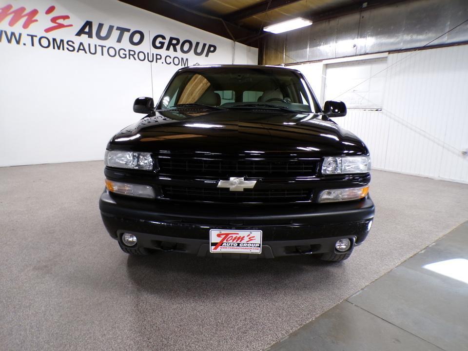 used 2001 Chevrolet Suburban car, priced at $6,995