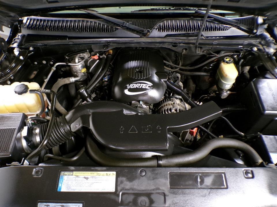 used 2001 Chevrolet Suburban car, priced at $6,995