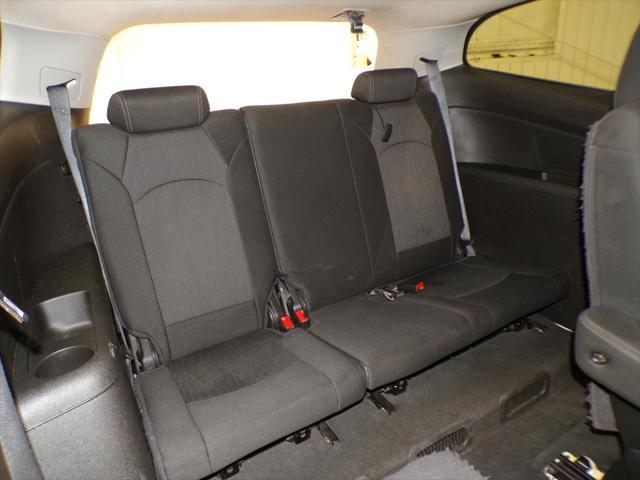 used 2014 Chevrolet Traverse car, priced at $6,995