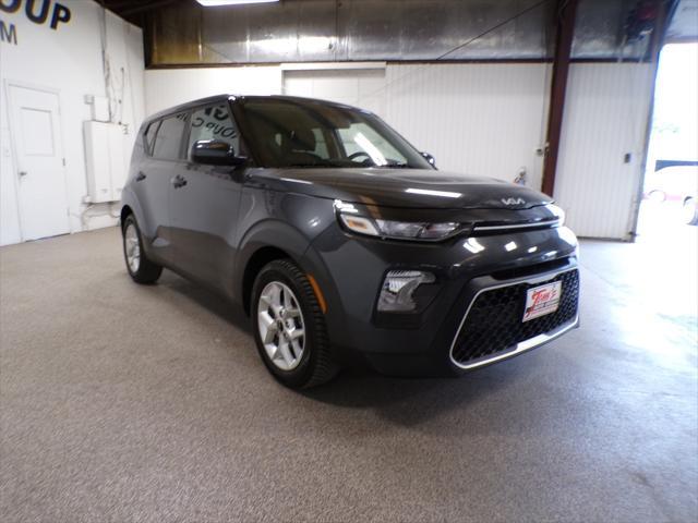 used 2022 Kia Soul car, priced at $12,995