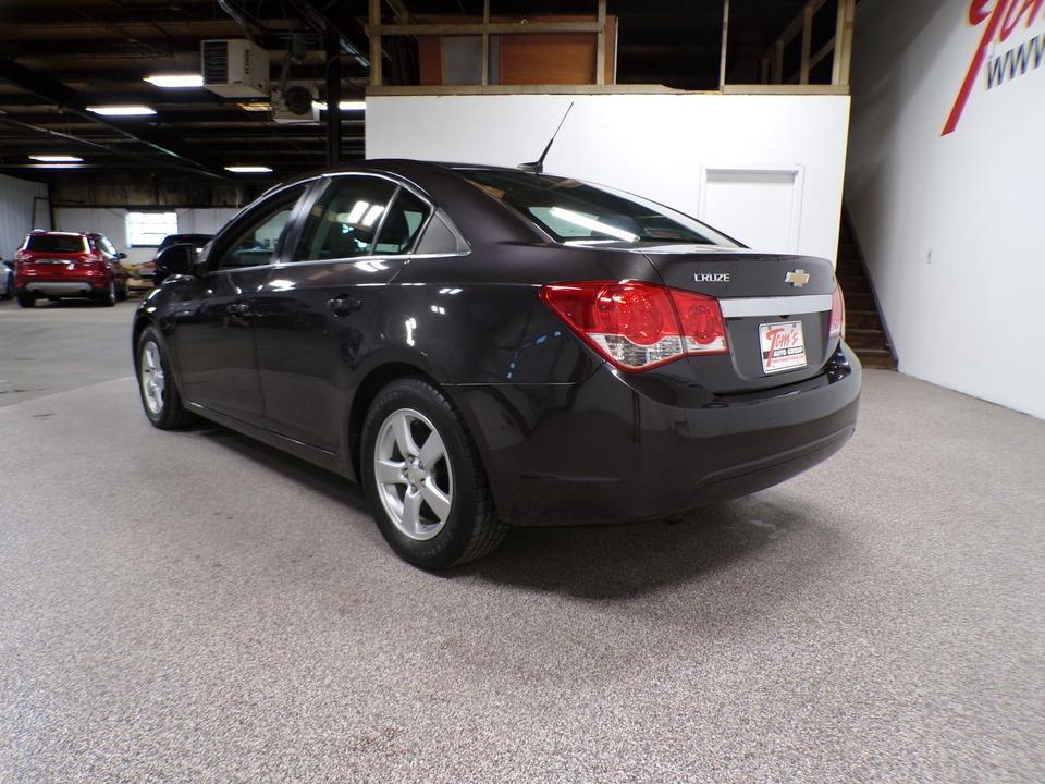 used 2014 Chevrolet Cruze car, priced at $7,995