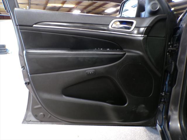 used 2020 Jeep Grand Cherokee car, priced at $15,995