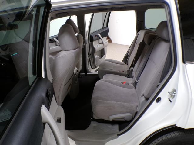 used 2012 Toyota Highlander car, priced at $9,995