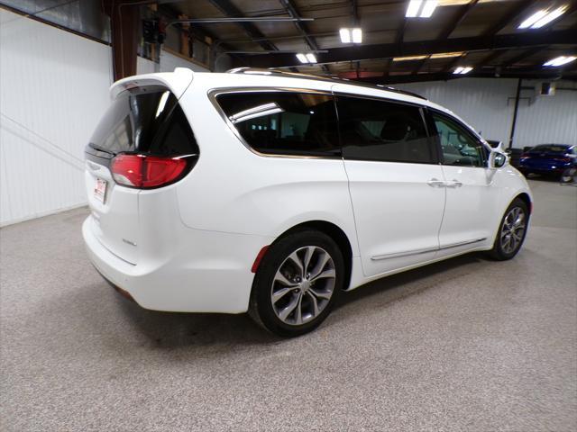 used 2020 Chrysler Pacifica car, priced at $19,995